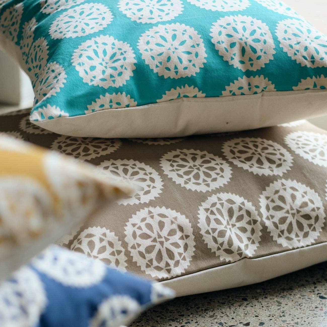 Floor Pillow Cover - Draunidalo Print