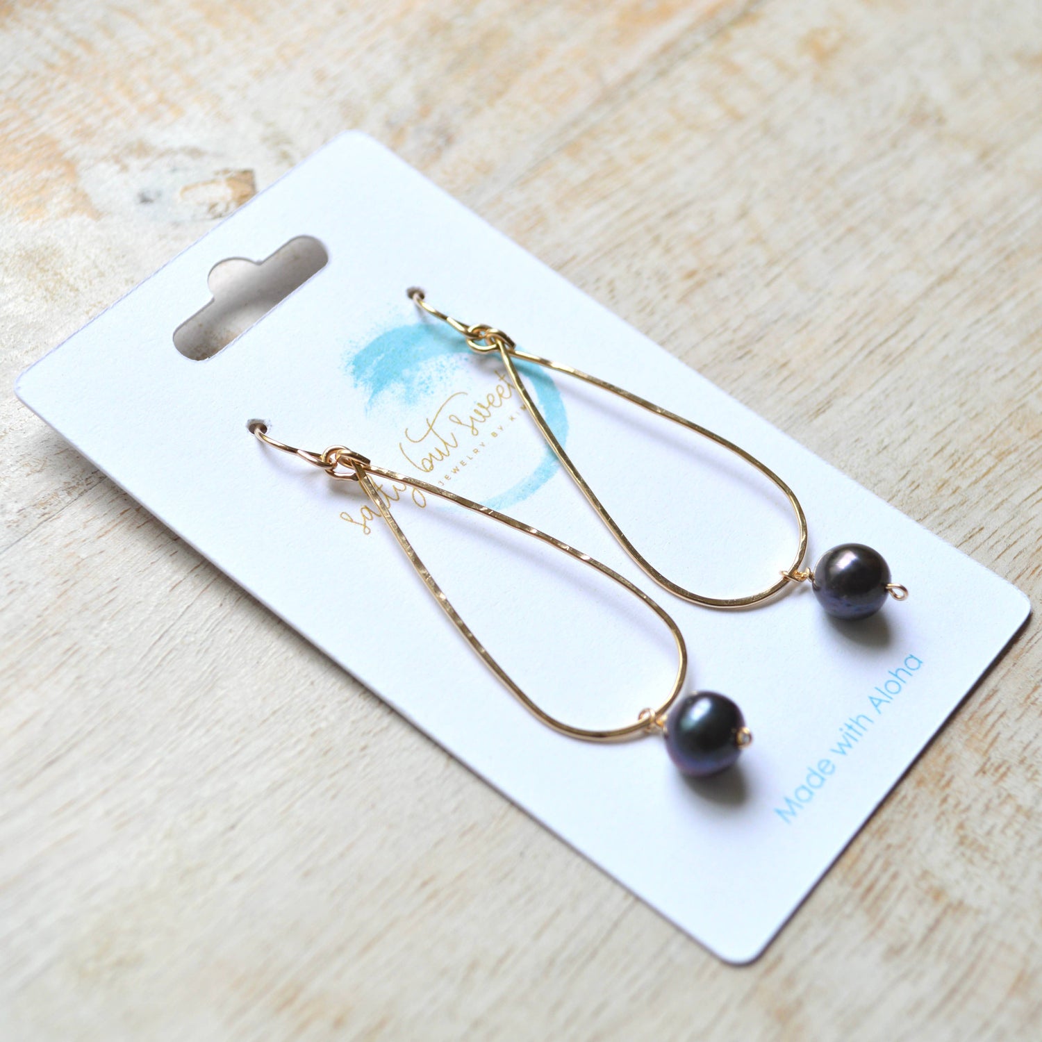 Peacock Pearl Teardrop
