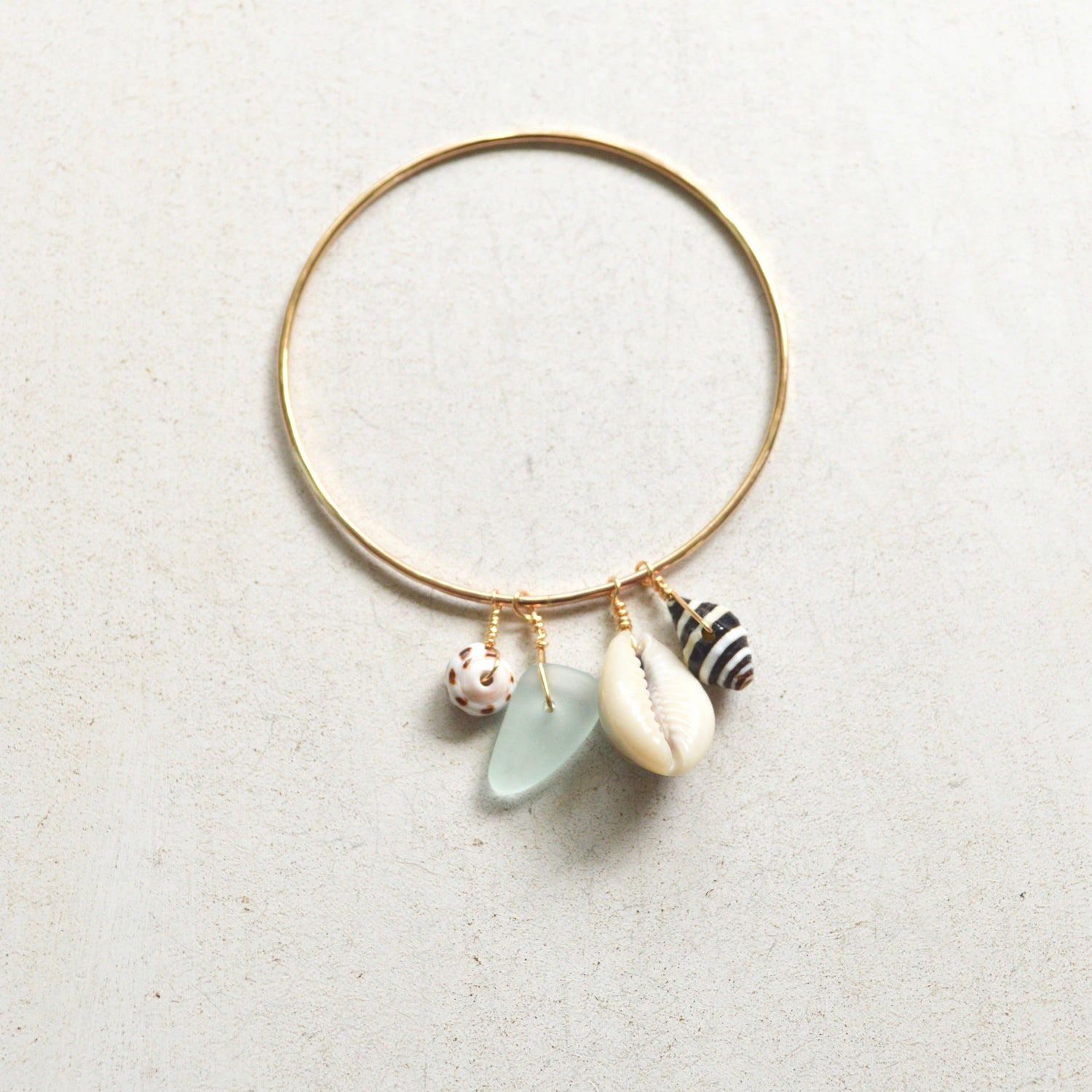Ocean Charm Bangle Gold