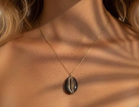 Snakehead Cowrie Gold Necklace