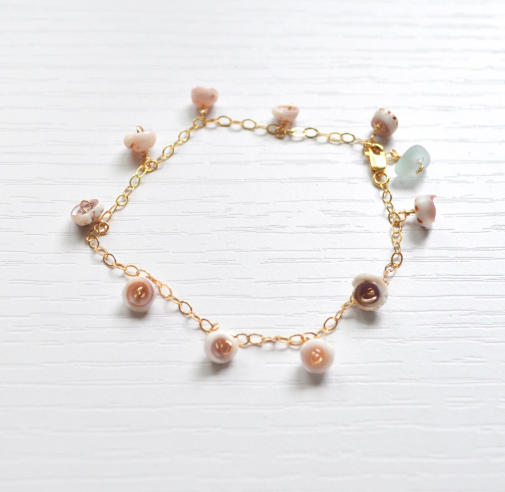 Puka Shell Chain Bracelet