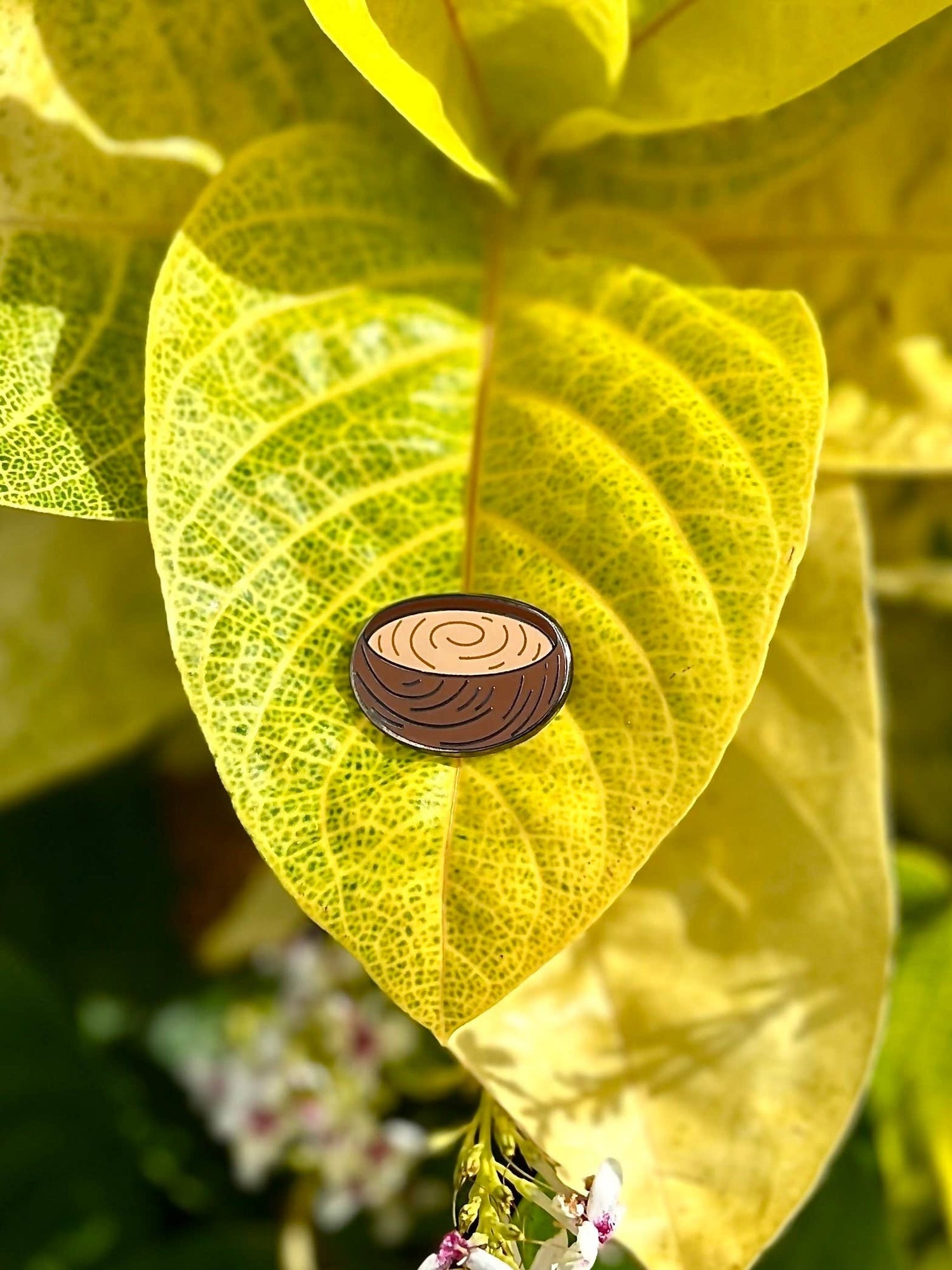 ʻAwa (Kava) Cultural Enamel Pin – Native Hawaiian Design