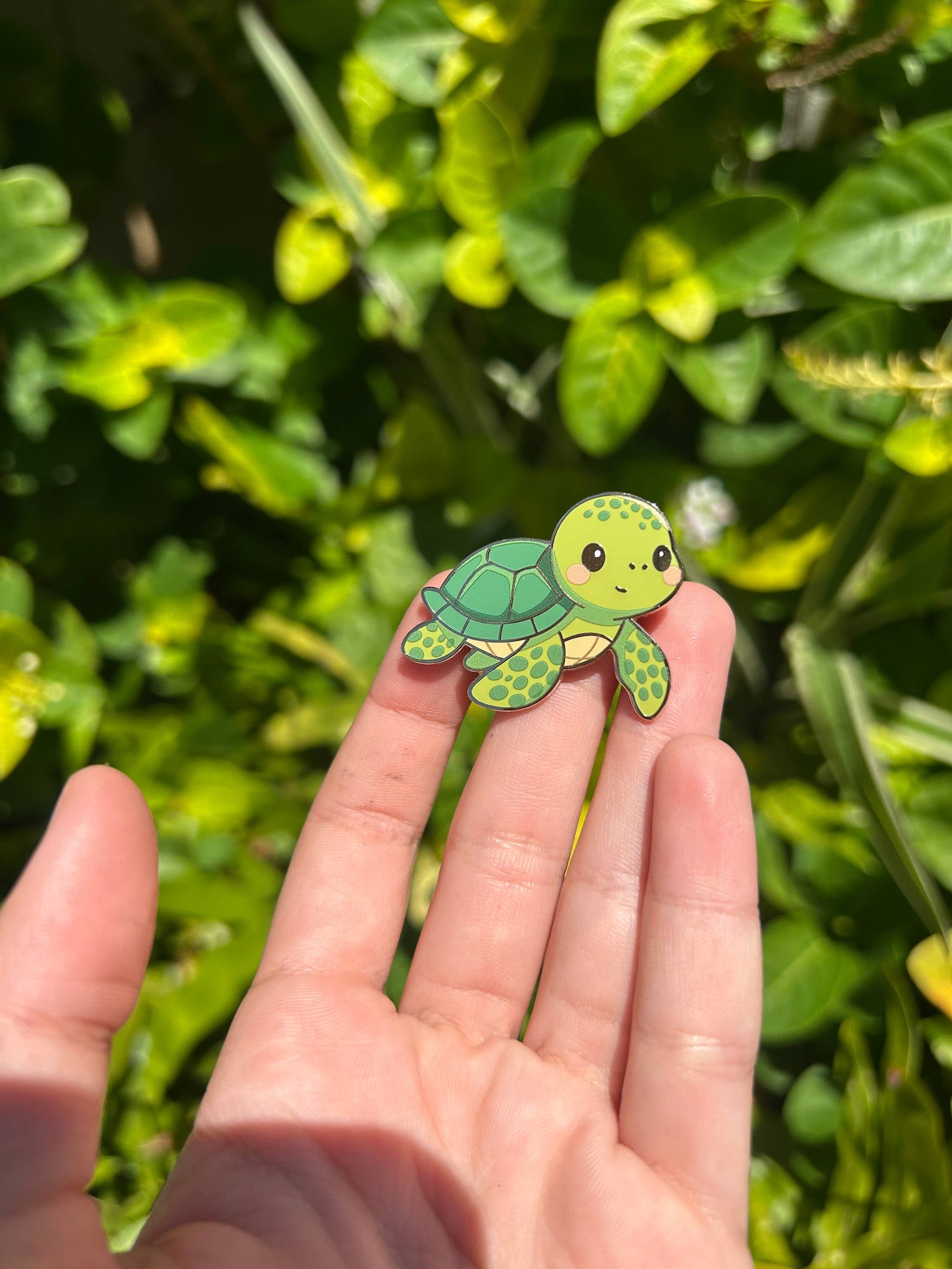 Honu / Hawaiian Green Sea Turtle Enamel Pin