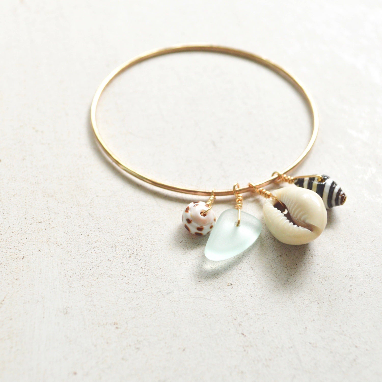 Ocean Charm Bangle Gold