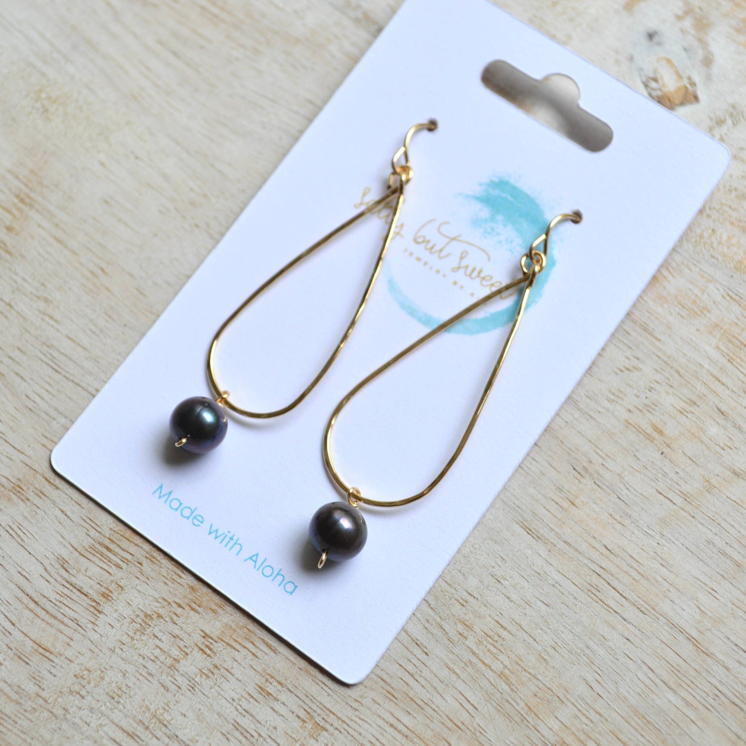 Peacock Pearl Teardrop