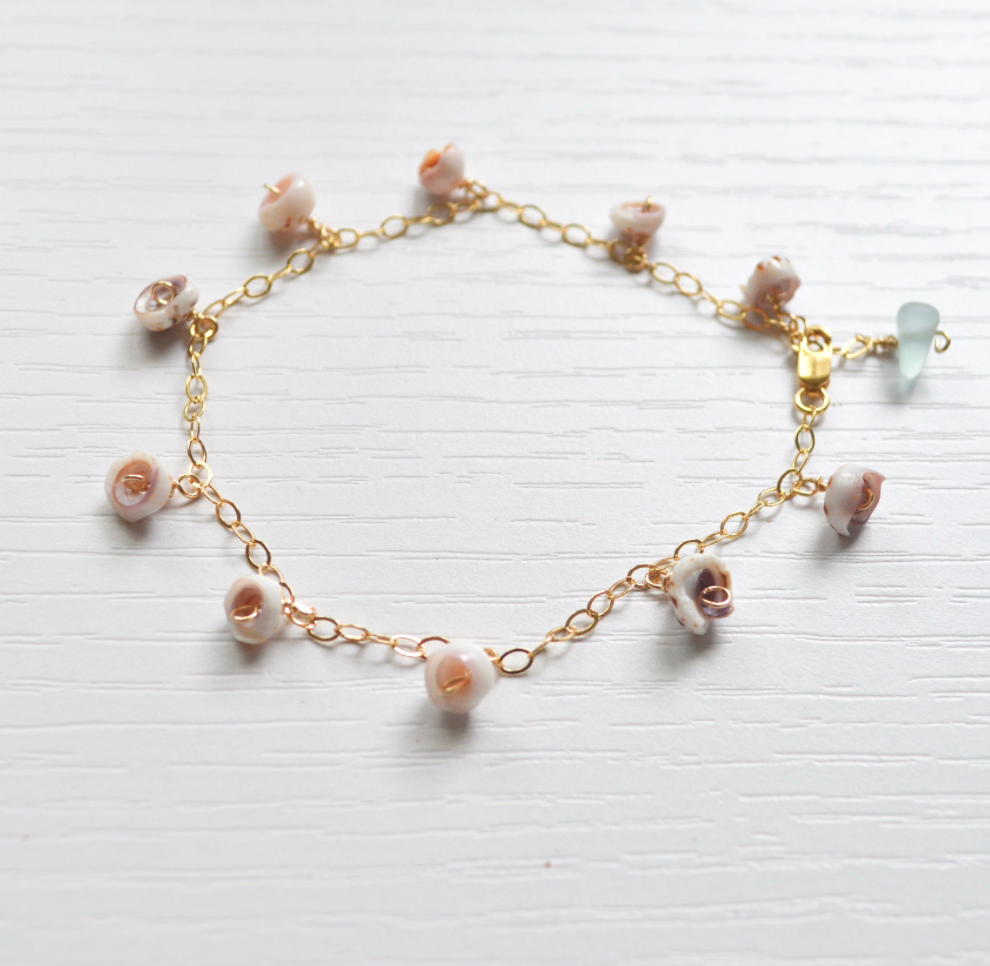 Puka Shell Chain Bracelet