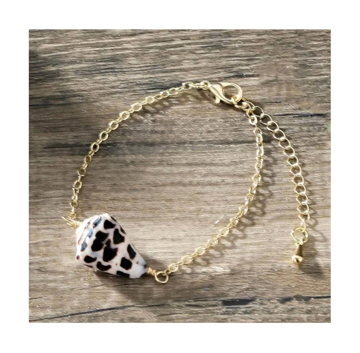 Hebrew Cone Gold Bracelet 